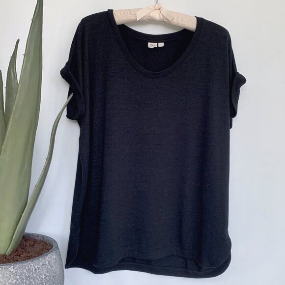 GAP Softspun roll-sleeve t-shirt Black - Picture 6 of 7